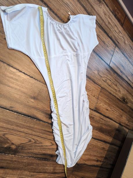 Červené šaty+ biele ako darček, xs