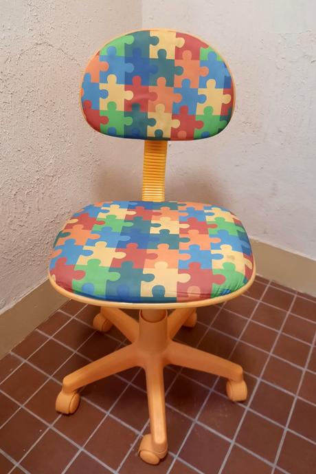 Detská nastaviteľná stolička, 