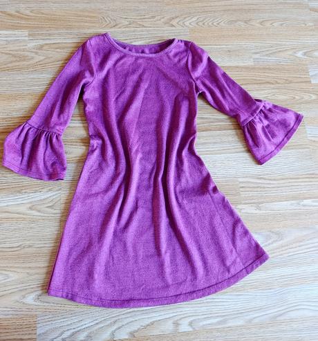 Dievčenské šaty, 134