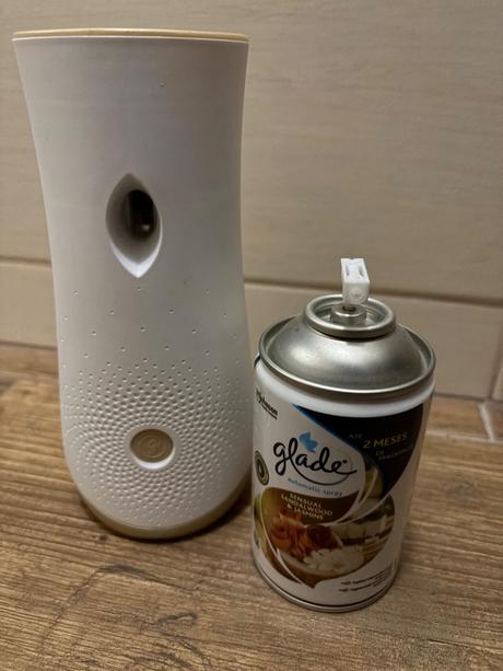 Glade automatický osviežovač vzduchu, 