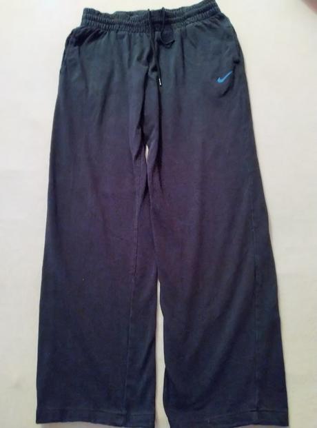 Chlapcenske teplaky, nike,164