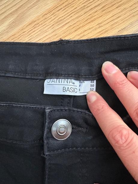 Skinny rifle s vysokym pasom, kik,48