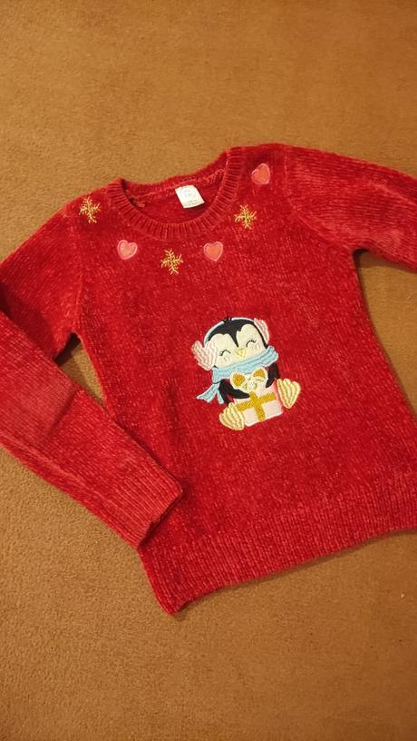 Krásny dievčensky svetrík, 128