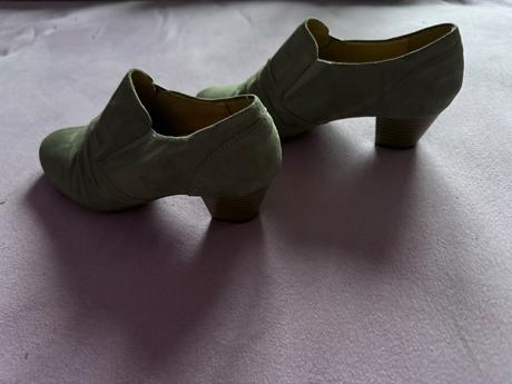 Slušné topánky, 38