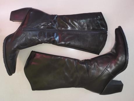 Lesklé kožené čižmy v. 39, 39