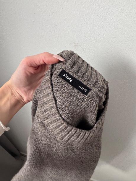 Hnedý svetrik, sinsay,m