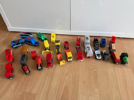 Drevené koľajnice s príslušenstvom., 