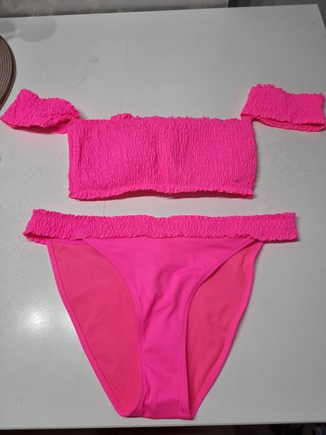 Bikiny, new yorker,42