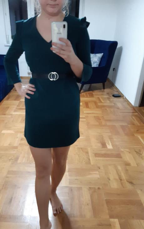 Smaragdove zelene saty, s