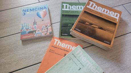 Učebnice themen neu,