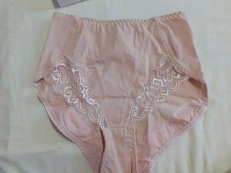 Sťahujúce nohavičky, l