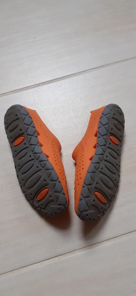 Šlapky do vody 28-29, 28