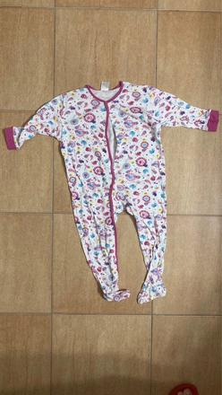 Pyzamko overal dupacky, 92