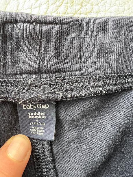 Gap tepláky vel.4, gap,104