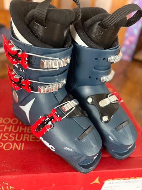 Lyziarky atomic hawx v. 33/34, atomic,33