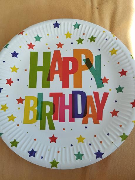 Papierové taniere happy birthday, 