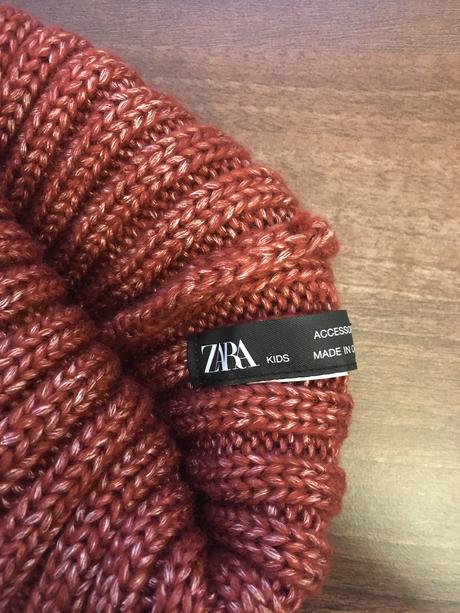 Metalicka vrubkovana ciapka zara, zara,122