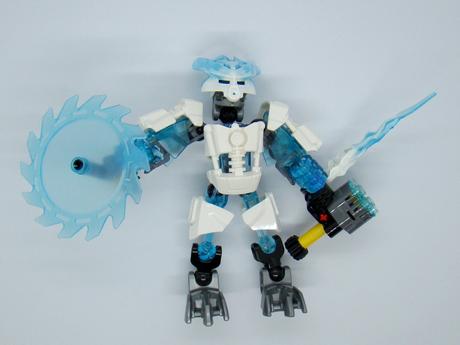 Lego bionicle 70782 protector of ice,