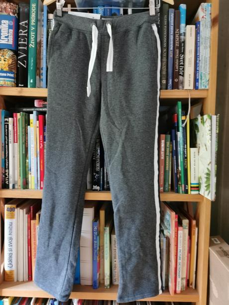 Nové tepláky, pepperts,xs