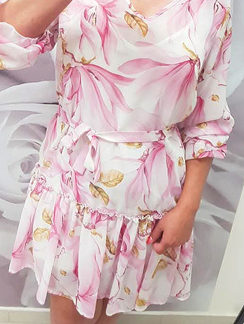 Kvetinové šaty, 40