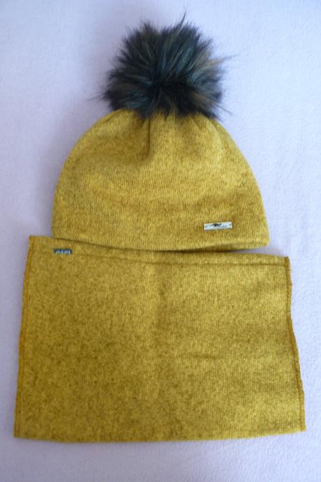 Čiapka + nákrčník, rada,128