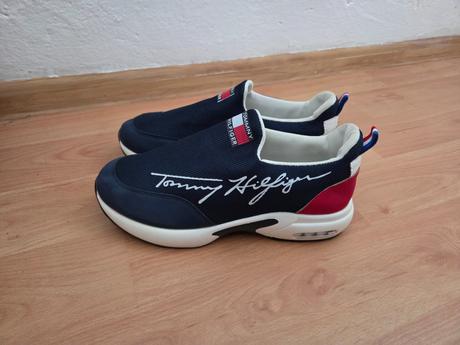 Športové tenisky, tommy hilfiger,41