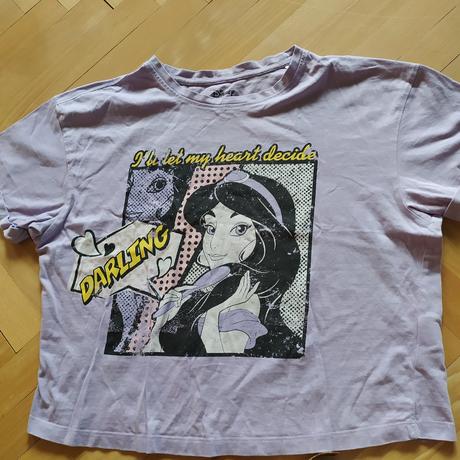 Disney cropp top, reserved,s