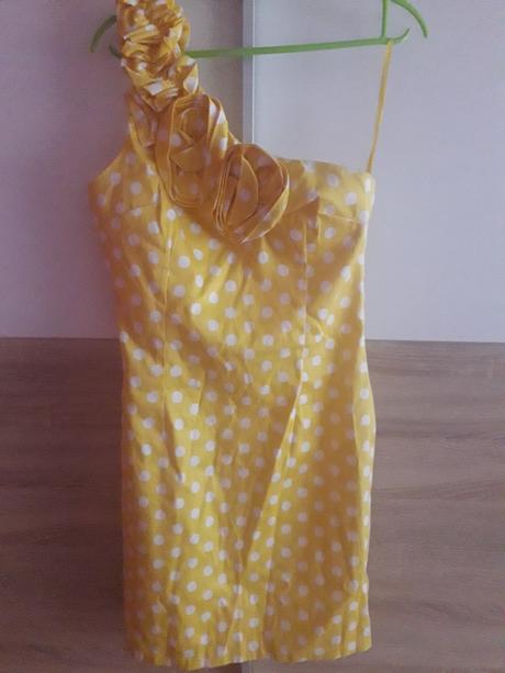 Guličkové šaty, s