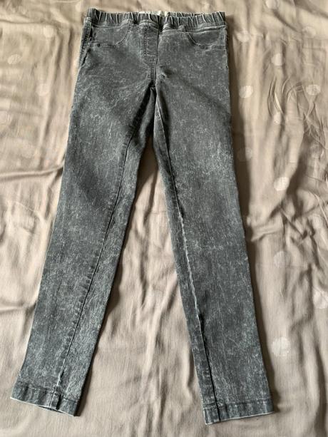 Džegíny, pepperts,146