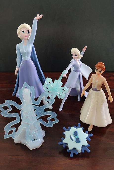 Rôzne postavičky na tortu, 