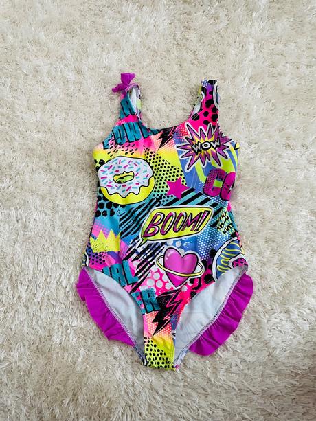 Dievčenské plavky, 134