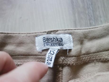 Dámsle nohavice bershka, xs