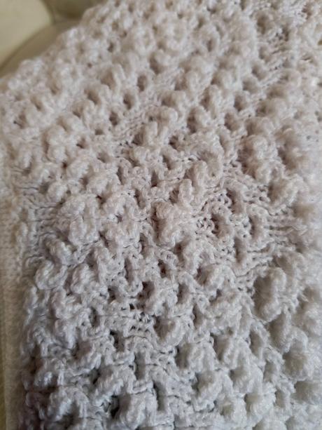 Nádherný biely svetrík 80, 80