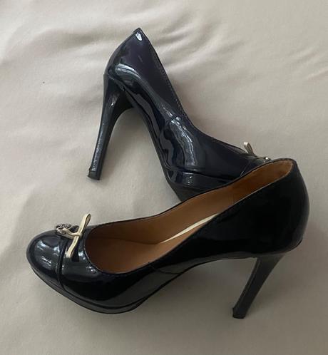 Lodičky tmavomodré lakované, armani,37