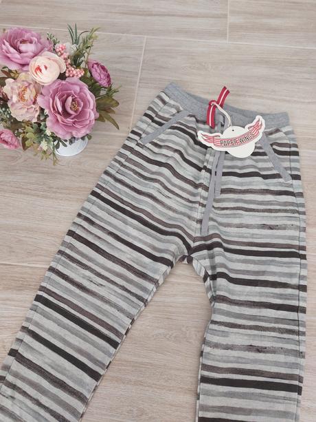 Pudlové tepláky, 140 / 146