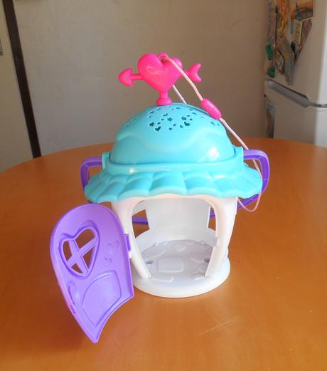 Lumiluvs svetelný domček s jednorožcom, 