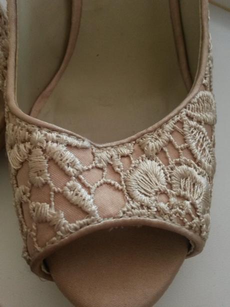 Poltopanky, lodicky otvorena spicka, 37