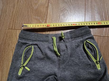 Tepláky 122, dopodopo,122