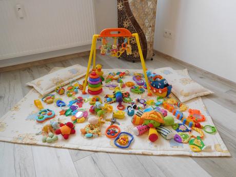 Hrkálky pre najmenších+deka na hranie 2x vankúšik,