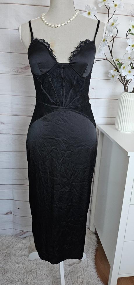 Krásne sexi šaty, 36