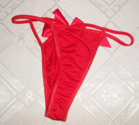 Satenovou maslickou sexy tanga, m