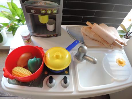 Kuchynka smoby + riady, 