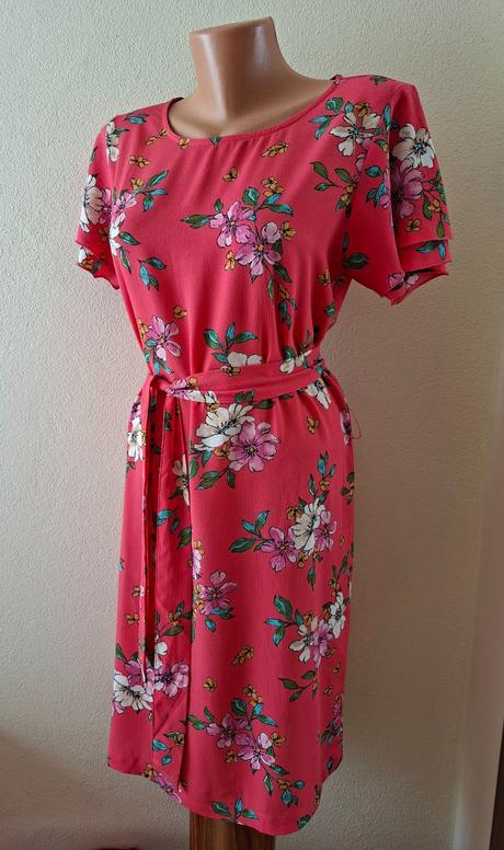 Elegantné šaty (veľkosť 36/38), 38