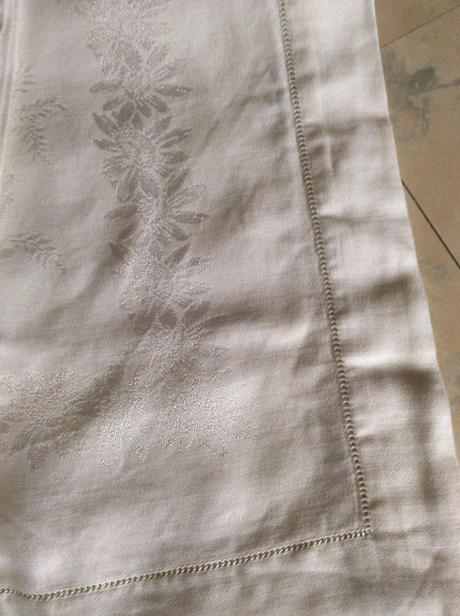 Veľký damaškový obrus, 