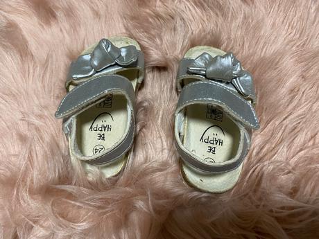 Sandálky s klenbou, 24