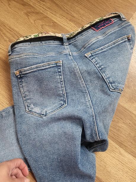 Nove rifle s opaskom a visackou 30, 30 / m