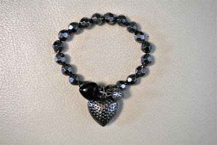 Náramok so srdieckom,