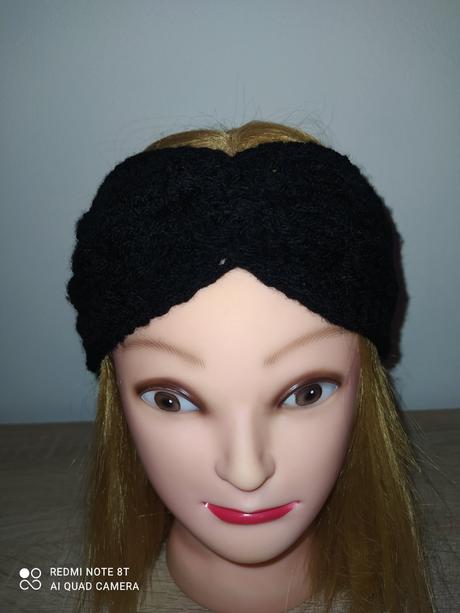 Štrikovana čelenka, 