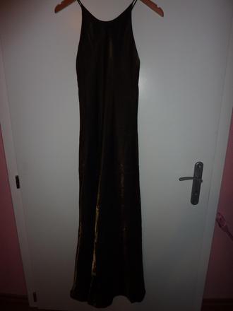 Spolocenske saty z u.s.a., 36