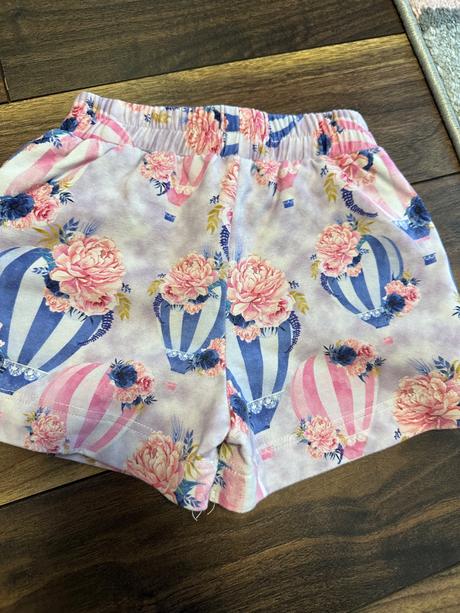 Kraťasková súprava, 116